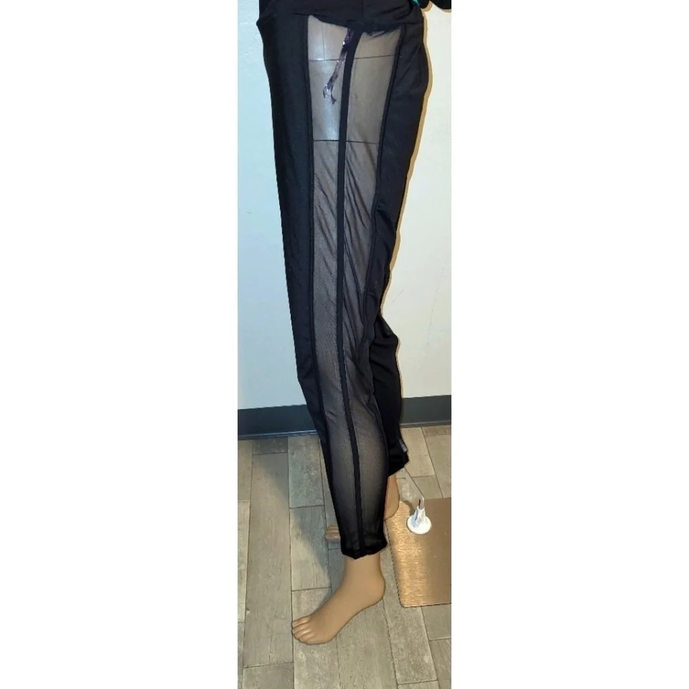 K + Glam Women's Striped 'See Through' Leggings (Size 2XL)